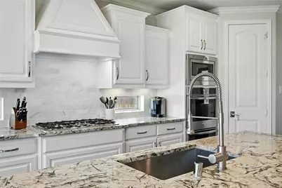 9986 Atlantic Lane, Frisco, TX 75035 - Photo 10