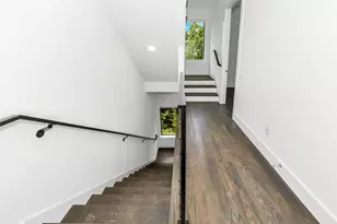 1961 Dowgate Ct, Dallas, TX 75204 - Photo 10