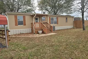 119 Still Water St, Gun Barrel City, TX 75156 - Photo 1