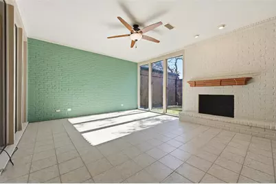 3213 Stonehenge Lane, Carrollton, TX 75006 - Photo 10