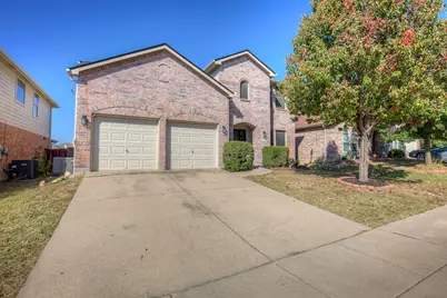 9313 Comanche Ridge Drive, Fort Worth, TX 76131 - Photo 2