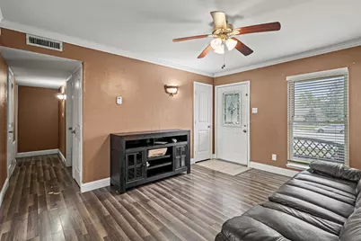 126 Lynnwood Place, Lewisville, TX 75067 - Photo 6