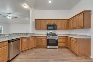 2875 Westover Dr, Grand Prairie, TX 75052 - Photo 18