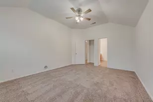 2875 Westover Dr, Grand Prairie, TX 75052 - Photo 20