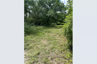 1100 S Holly Avenue, Sherman, TX 75092 - Photo 2