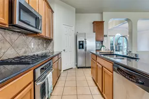 4011 Alamo Dr, Mansfield, TX 76063 - Photo 12