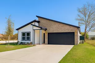 121 Loon Bay Dr, Gun Barrel City, TX 75156 - Photo 1