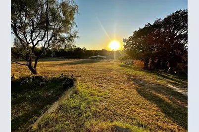 107 Rock Salt Court, Springtown, TX 76082 - Photo 16