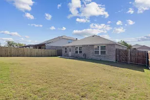 1613 Megan Creek Dr, Little Elm, TX 75068 - Photo 24