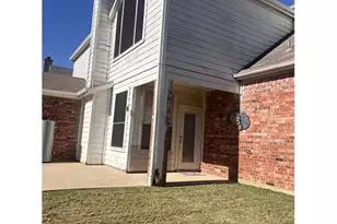 1310 Pinehurst Dr, Lewisville, TX 75077 - Photo 12