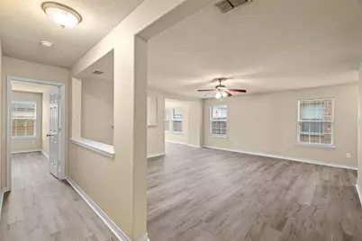 4024 Mantis Street, Fort Worth, TX 76106 - Photo 8