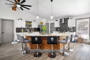 203 Lemon Dr, Arlington, TX 76018 - Photo 10