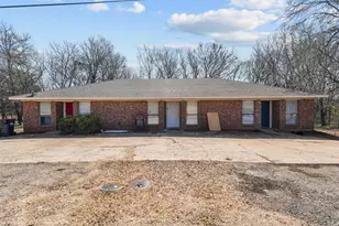 740 742 744 Sycamore St, Paris, TX 75460 - Photo 2