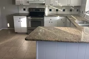 1326 Beechwood Dr, Lewisville, TX 75067 - Photo 4