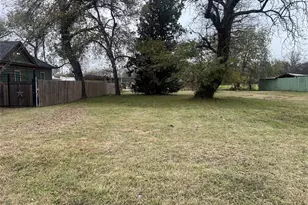 1217 Coleman Ave, Dallas, TX 75215 - Photo 1