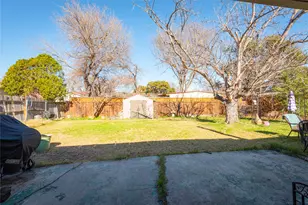 2005 Inverness Dr, Carrollton, TX 75007 - Photo 24