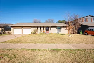 2005 Inverness Dr, Carrollton, TX 75007 - Photo 1