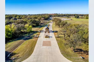 10100 Belle Oak Court, Burleson, TX 76028 - Photo 2