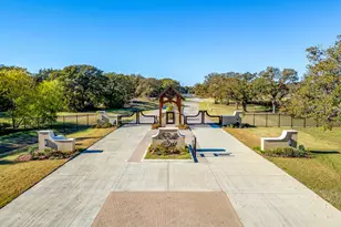 10108 Belle Oak Ct, Burleson, TX 76028 - Photo 1