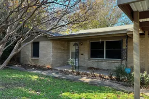 504 S Judd St, White Settlement, TX 76108 - Photo 2