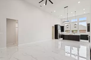 959 Gallant Fox Rd, Hewitt, TX 76643 - Photo 8