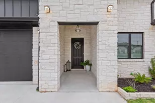 959 Gallant Fox Rd, Hewitt, TX 76643 - Photo 2