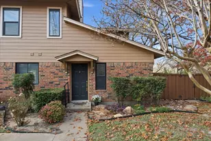 5642 Cedar Creek Dr, Benbrook, TX 76109 - Photo 2