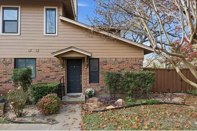 5642 Cedar Creek Drive, Benbrook, TX 76109 - Photo 4