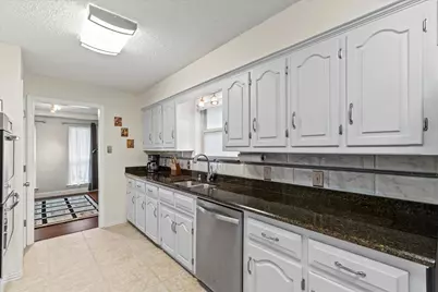 2401 Bluffton Drive, Plano, TX 75075 - Photo 20