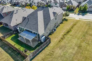 2301 Prairie Glen St, Lewisville, TX 75056 - Photo 26