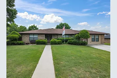 402 Brookview Drive, Decatur, TX 76234 - Photo 1