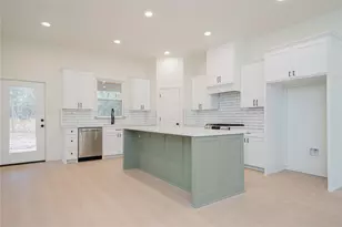 711 King Charles Rd, Scroggins, TX 75480 - Photo 6