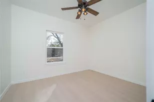711 King Charles Rd, Scroggins, TX 75480 - Photo 16