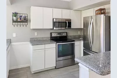 539 Ranch Trail #172, Irving, TX 75063 - Photo 12