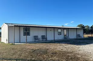 128 Blackjack Rd, Valley View, TX 76272 - Photo 2