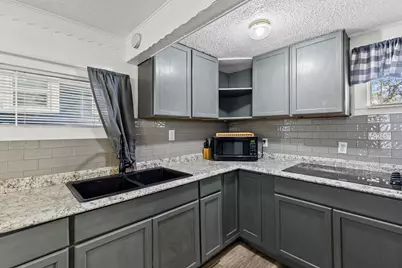 509 Maple Street, Commerce, TX 75428 - Photo 30