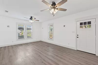 509 Maple Street, Commerce, TX 75428 - Photo 8