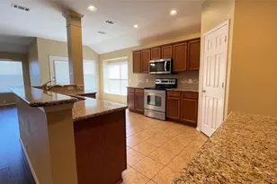 8203 MacGregor Dr, Arlington, TX 76002 - Photo 6