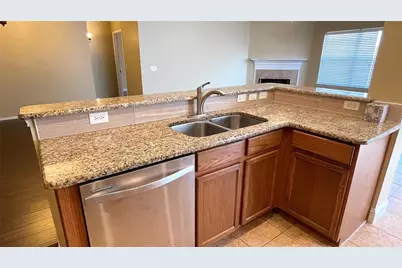 8203 Macgregor Drive, Arlington, TX 76002 - Photo 8