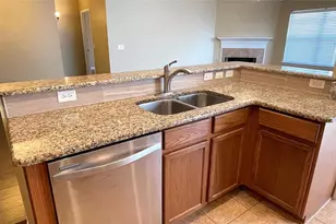 8203 MacGregor Dr, Arlington, TX 76002 - Photo 8