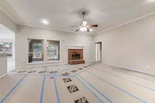 617 Madeline Ct, Azle, TX 76020 - Photo 6