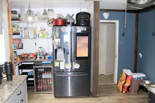 202 N Clear St, San Saba, TX 76877 - Photo 8