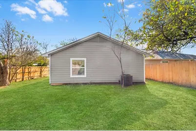 2933 Lucinda Lane, Fort Worth, TX 76119 - Photo 28