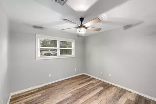 1200 Walker Dr, Hurst, TX 76053 - Photo 20