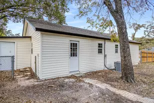 1200 Walker Dr, Hurst, TX 76053 - Photo 34