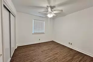 725 Danish Dr, Grand Prairie, TX 75050 - Photo 14