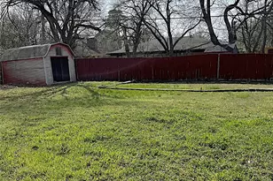 725 Danish Dr, Grand Prairie, TX 75050 - Photo 10