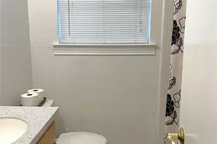 725 Danish Dr, Grand Prairie, TX 75050 - Photo 6