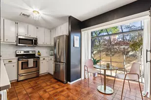 4715 Collinwood Ave, Fort Worth, TX 76107 - Photo 6