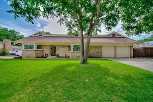 4321 Woodlake Dr, Lake Worth, TX 76135 - Photo 1